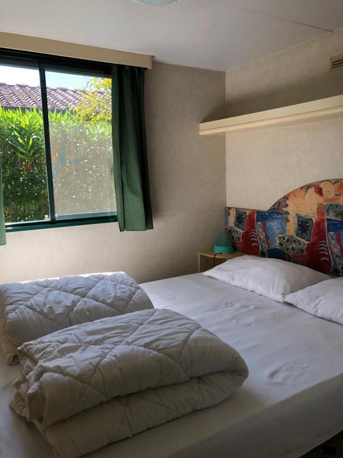 Toskana, Viareggio, Chalet Zona Rosa 1 Mit Klimaanlage Und Wlan Bagian luar foto